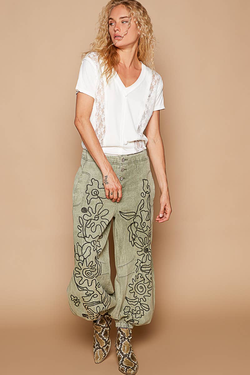 Inset Lace Outseam Short Sleeve V-neck Tee