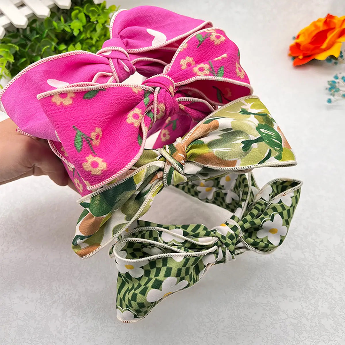 Pressed Wide-Brimmed Floral Bow Headband