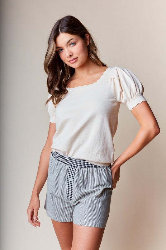 Scallop Edge Puff Sleeve Crop Knit Sweater - Beige