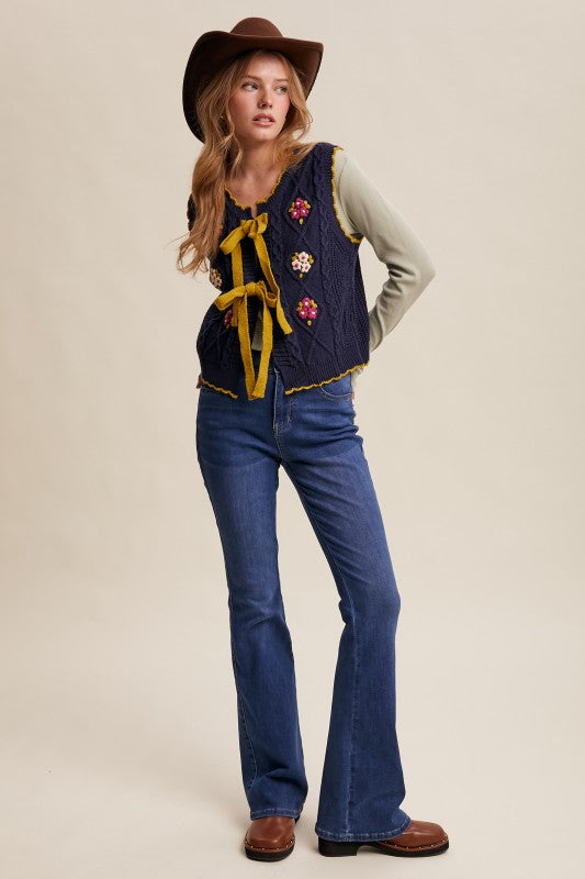 Bow-tie Floral Knit Vest