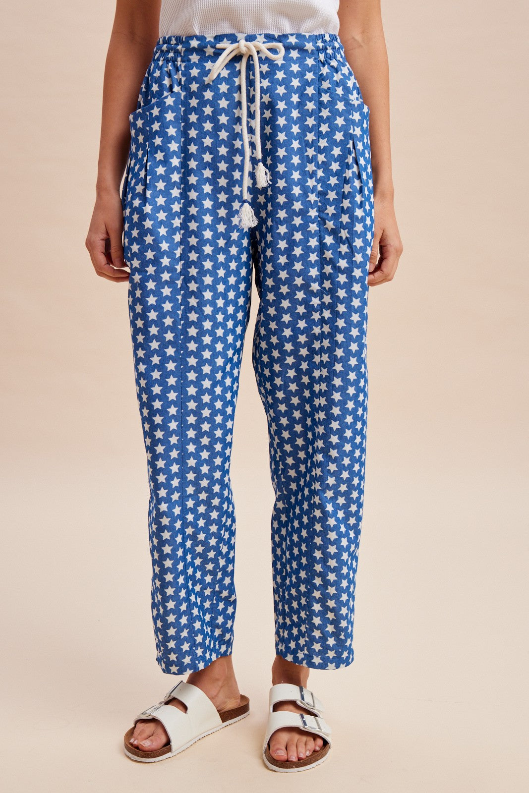 Star Print Denim-like Barrel Leg Pants