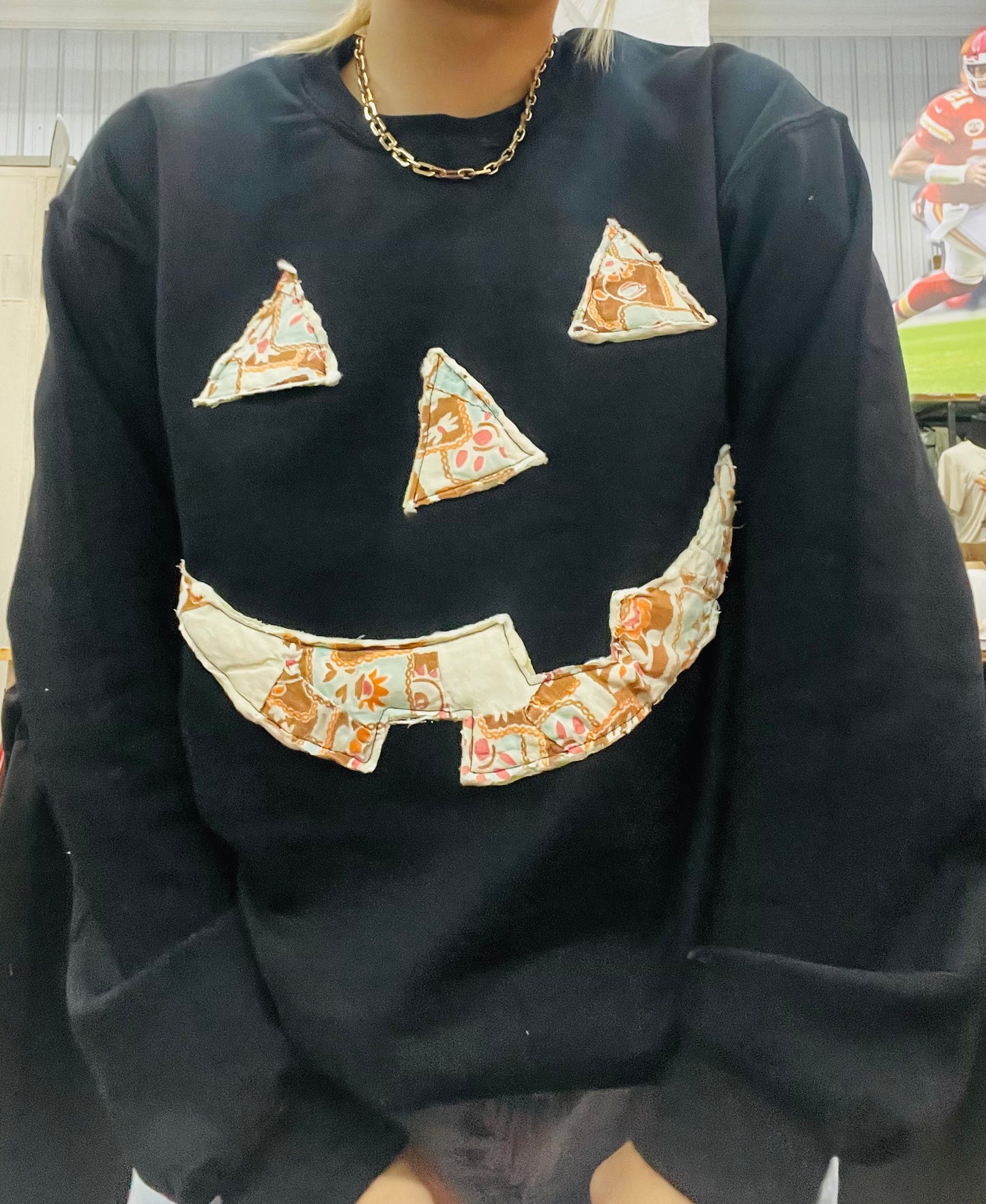 Vintage Stitched Jack-o’-lanternFace Crewneck