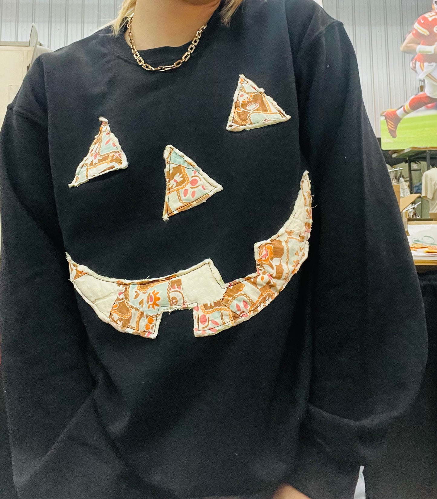 Vintage Stitched Jack-o’-lanternFace Crewneck