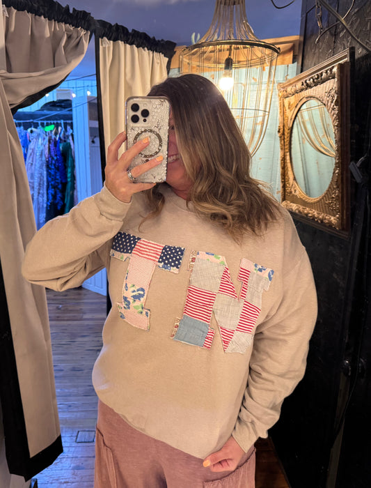 Vintage Quilt TN Sweatshirt - Beige