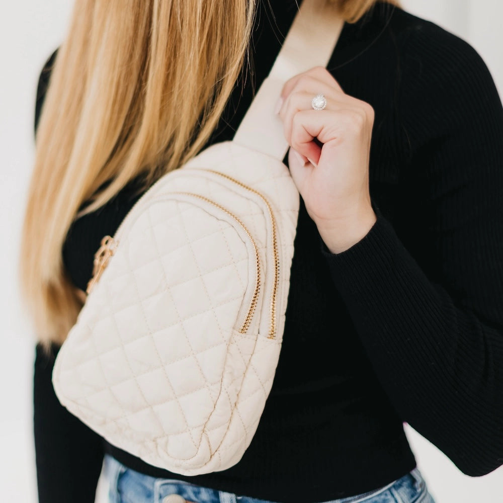 Pinelope Puffer Bum Bag: Cream