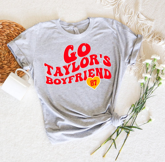 Go Taylor’s Boyfriend KC Chiefs Tee