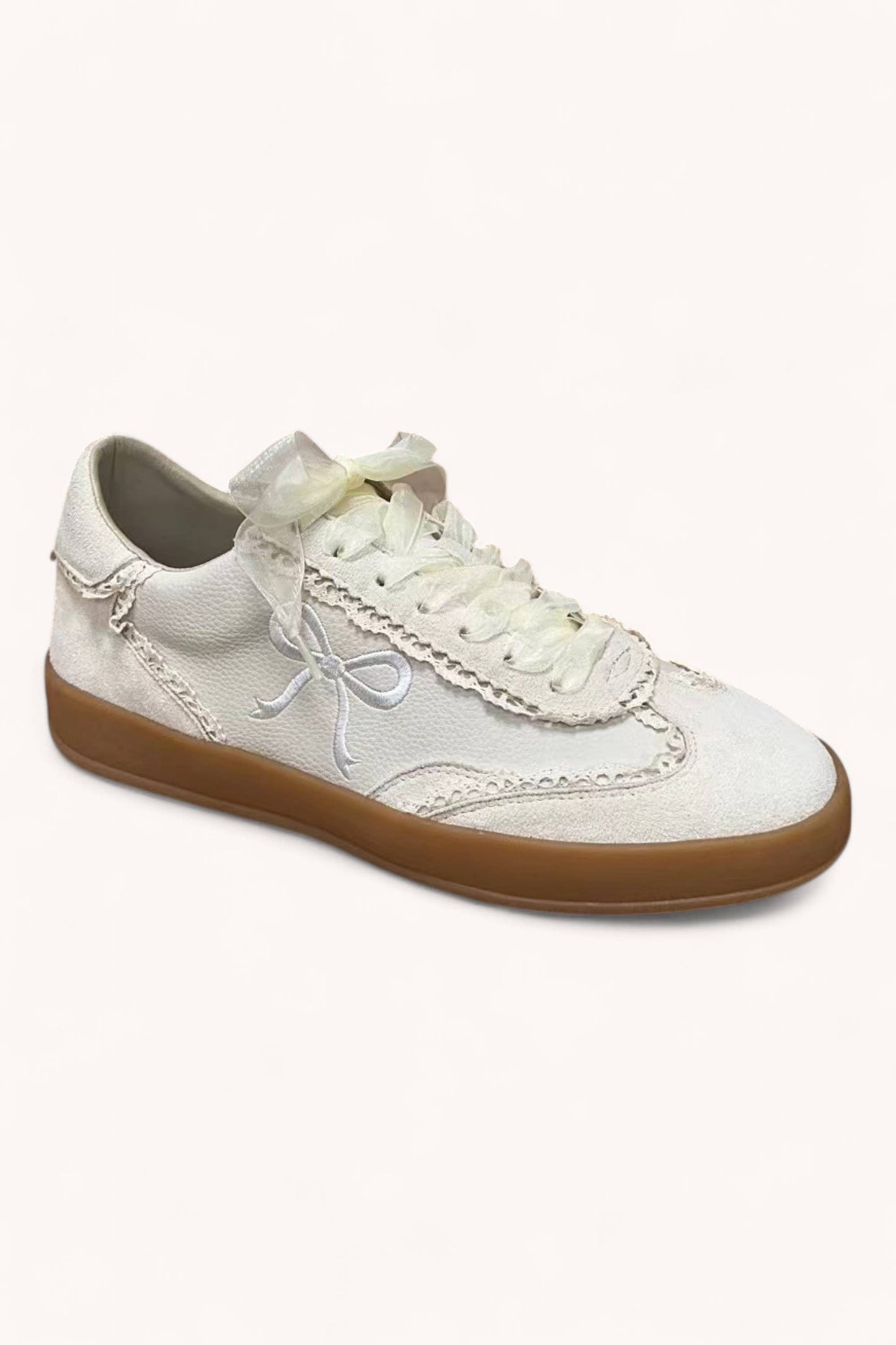 Julie Ribbon Embroidery Lace Edge Sneakers