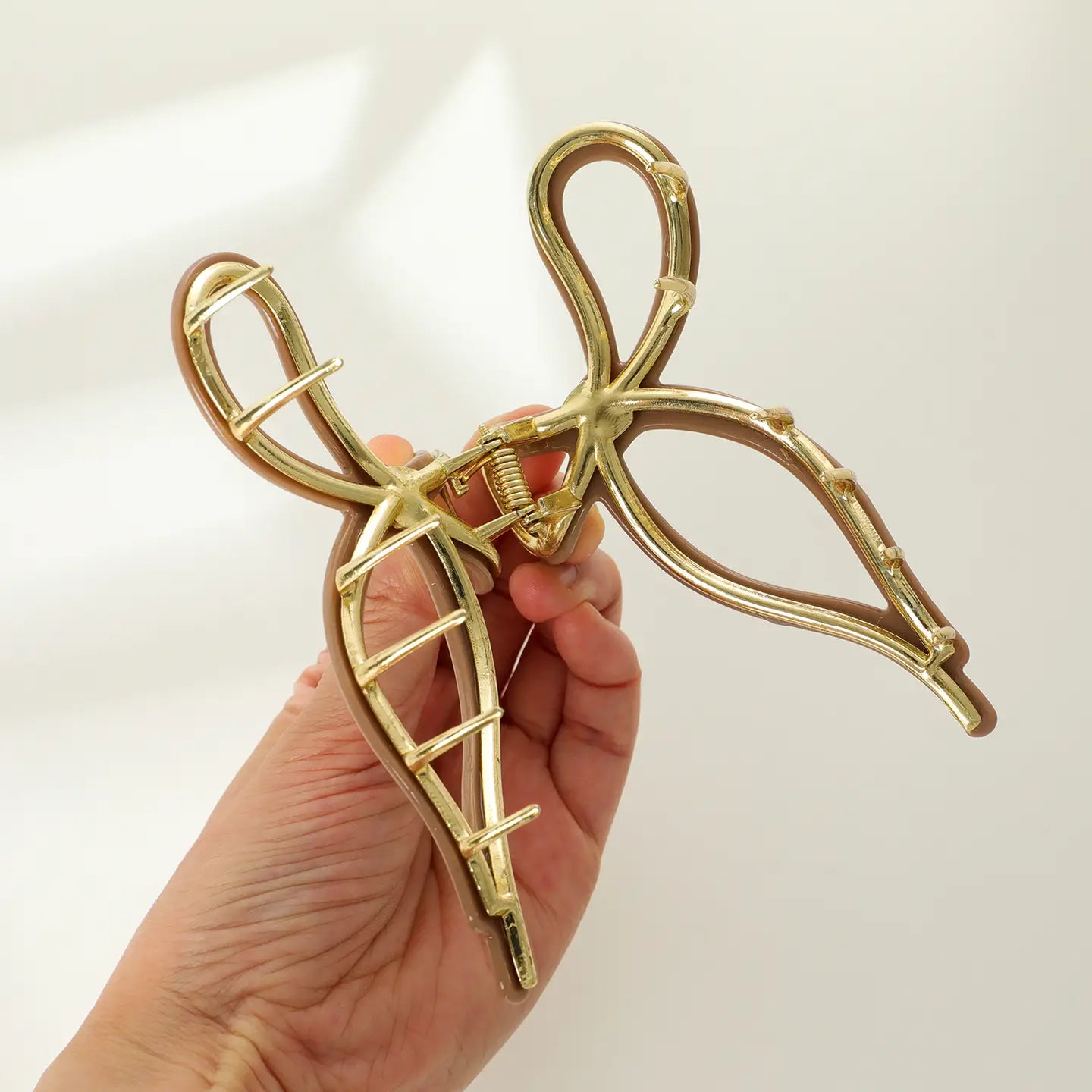 Sabrina Large Ribbon Metal Bow Claw Clip