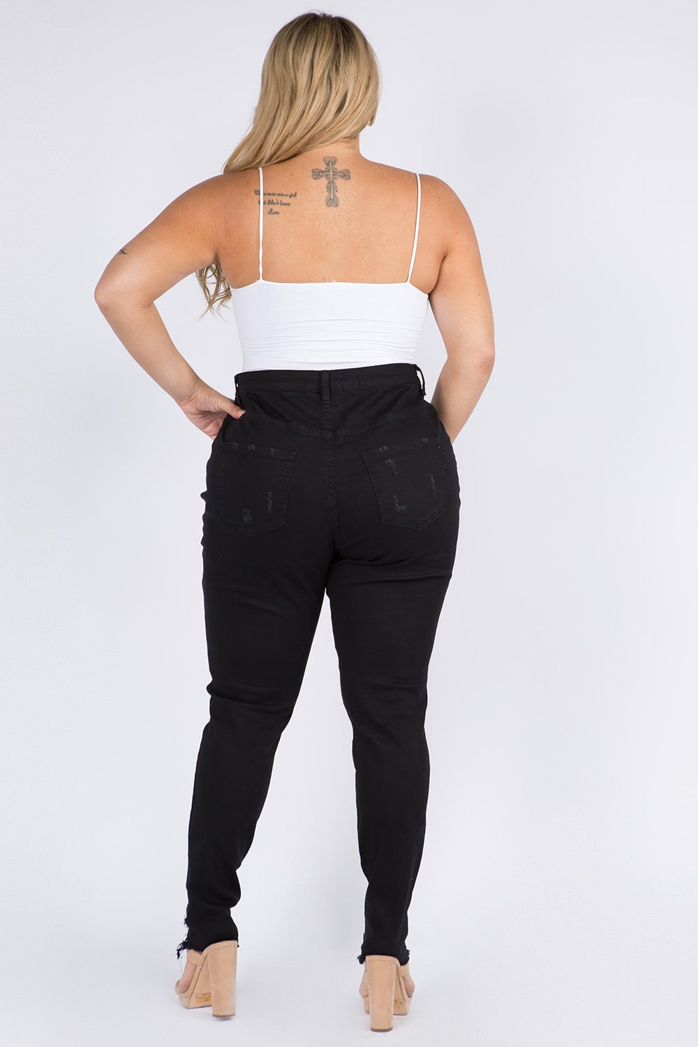 Curvy Girl 6 Button Skinny Jean - Black