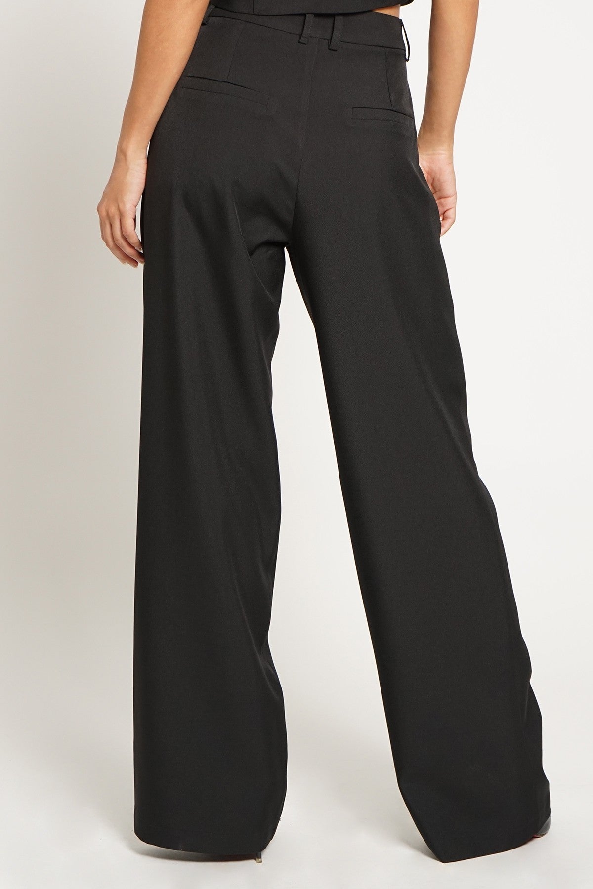 Pleated Dress Pants - Black