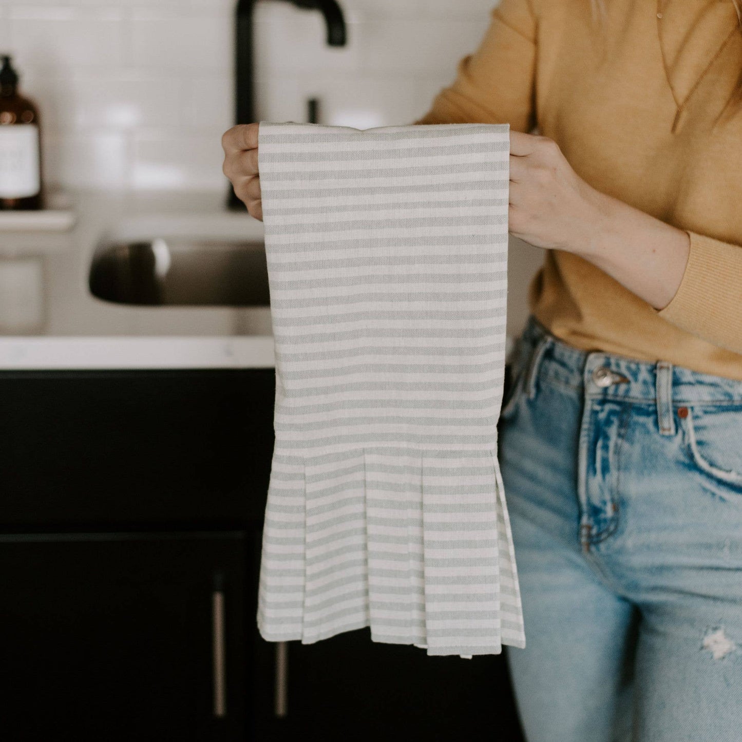 Striped Tea Towel with Ruffle - Grey