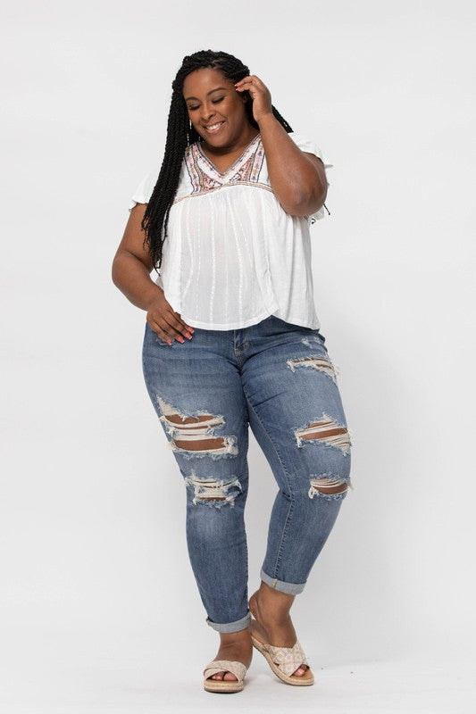 Curvy Girl Judy Blue Mid Rise Destroyed Boyfriend Jeans