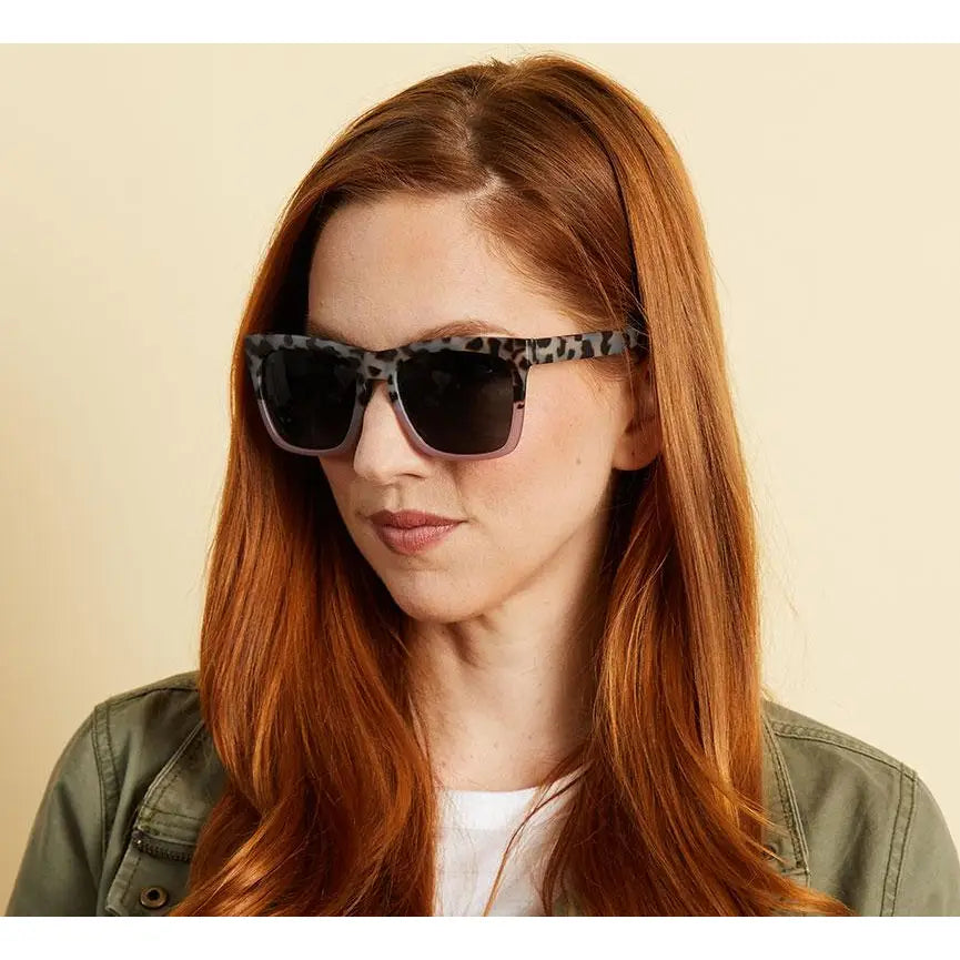 Peepers Cape May Reading Sunglasses - Grey Tortoise/Pink
