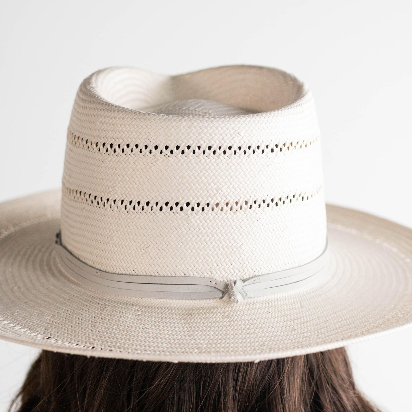 GIGI PIP's Arlo Grey Band Straw Teardrop Fedora