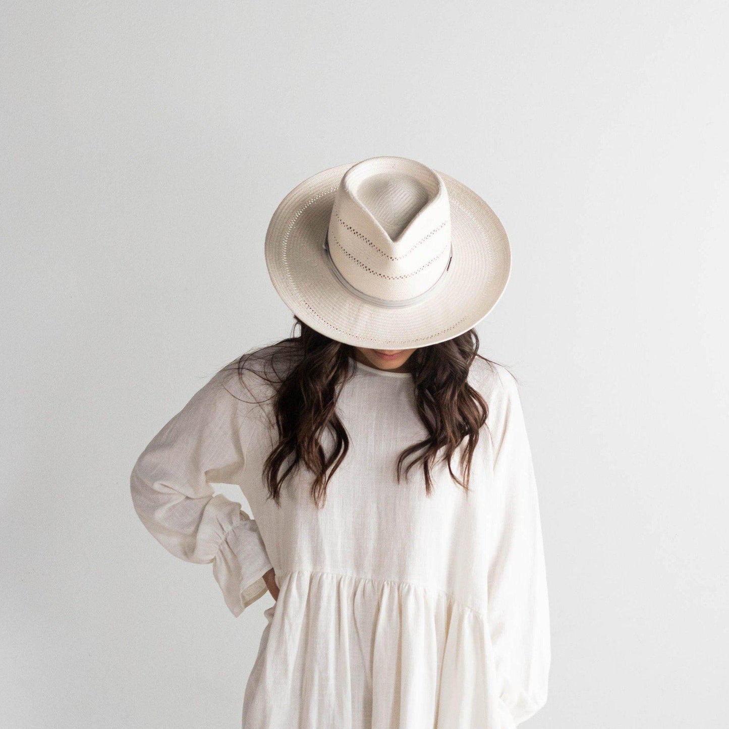 GIGI PIP's Arlo Grey Band Straw Teardrop Fedora