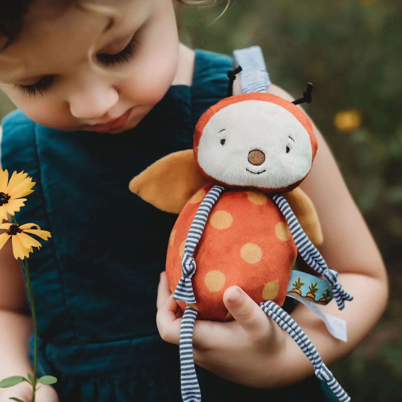 Girlbug Rattle