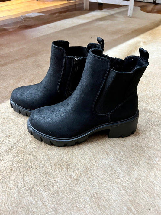 Very G Zoe Boots - Black