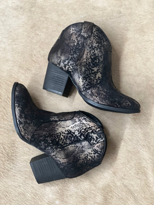 HiJack Very G Bootie - Black