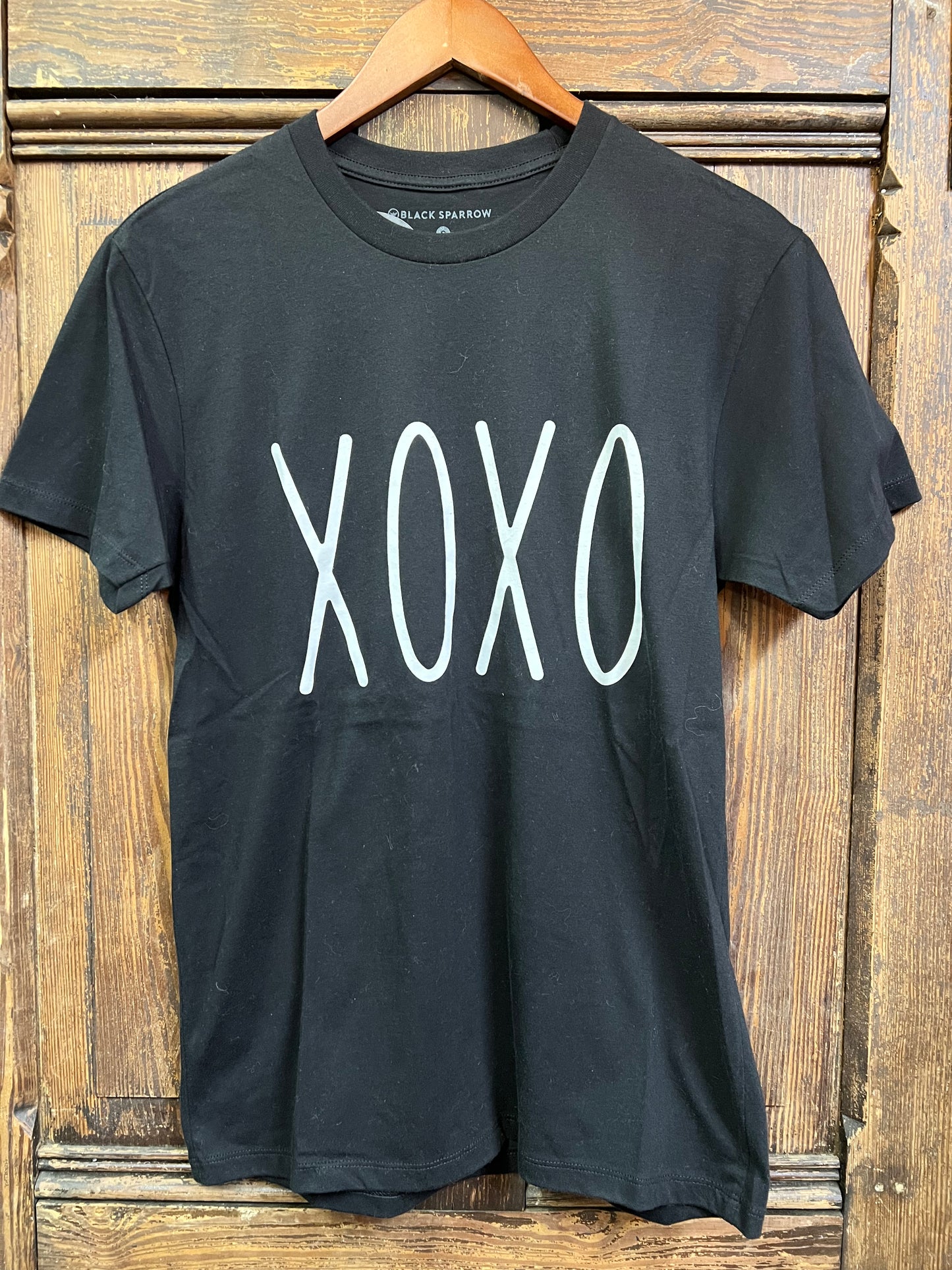 XOXO Graphic Tee - Black
