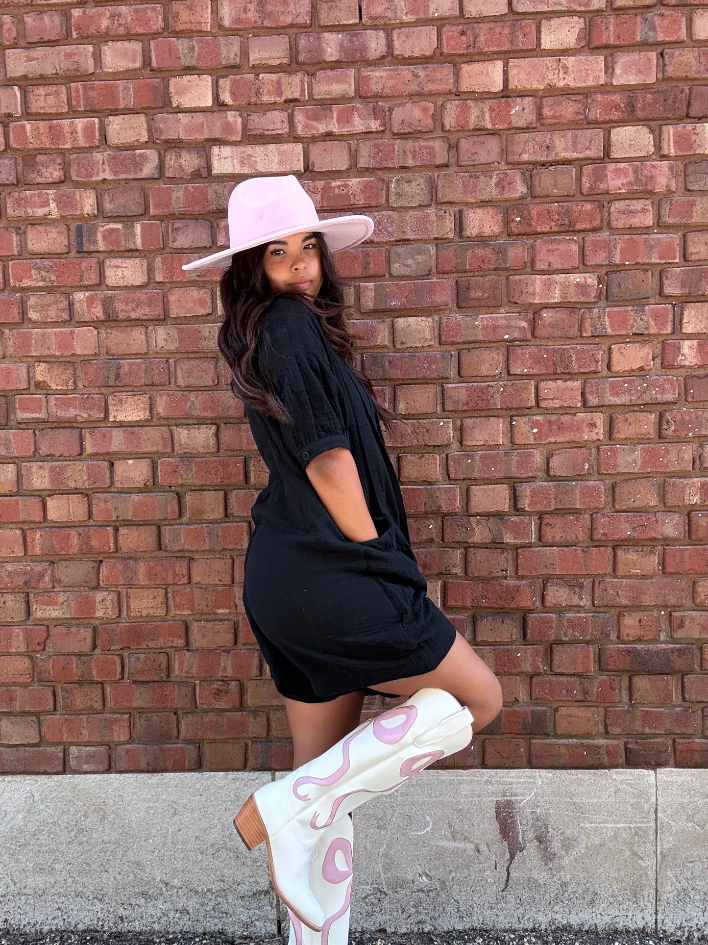 Slub Cotton Solid Tuck Short Sleeve Romper - Black