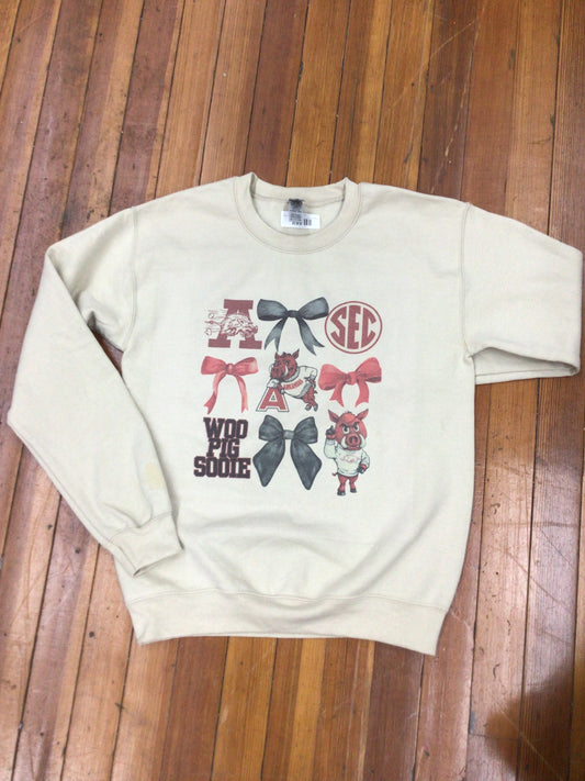 Razorbacks Coquette Bows Graphic Sweatshirt