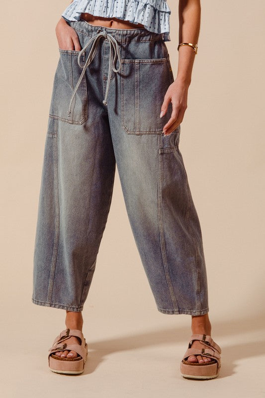 Mid Rise Wide Leg Denim Jeans w/Drawstring