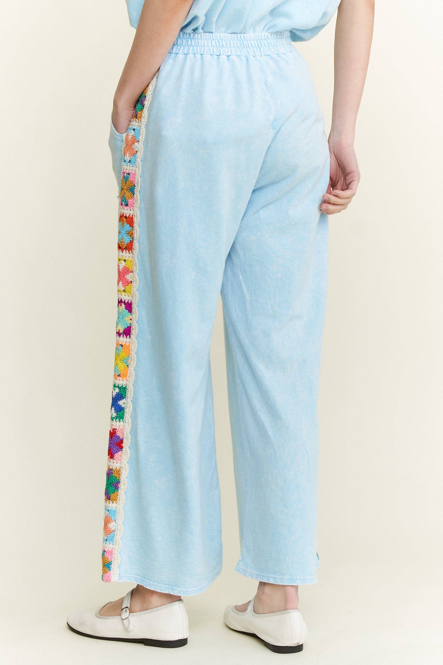 Mineral Washed Real Crochet Patch Side Trim Pant