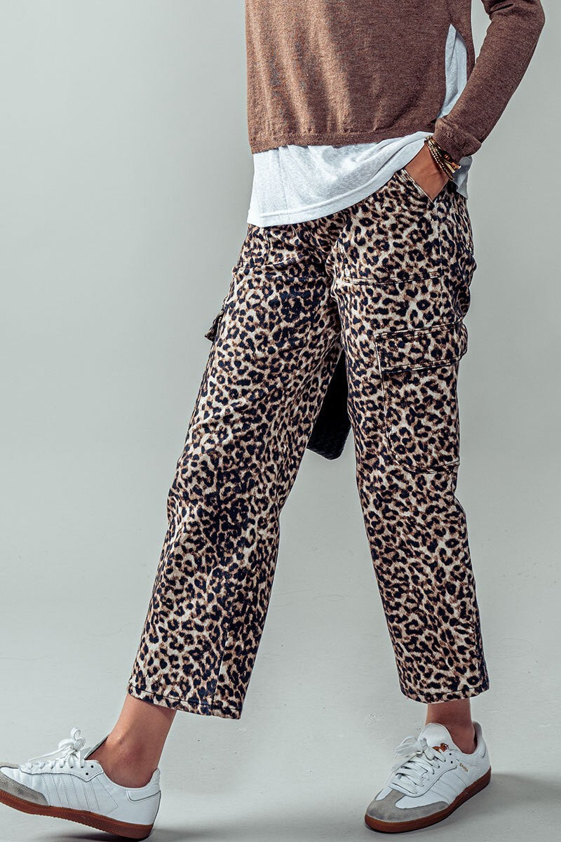 Savanna Cropped Cargo Pants - Leopard