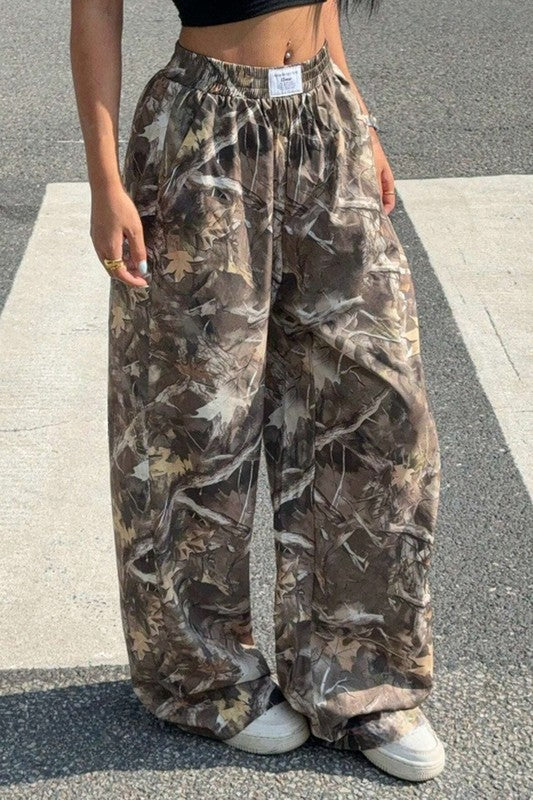 Relaxed Fit Camo Wide-leg Pants