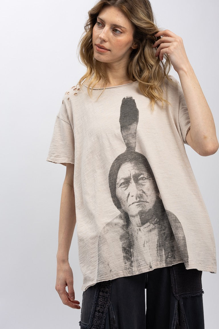 Sitting Bull Print Washed Short Sleeve Top - Oatmeal