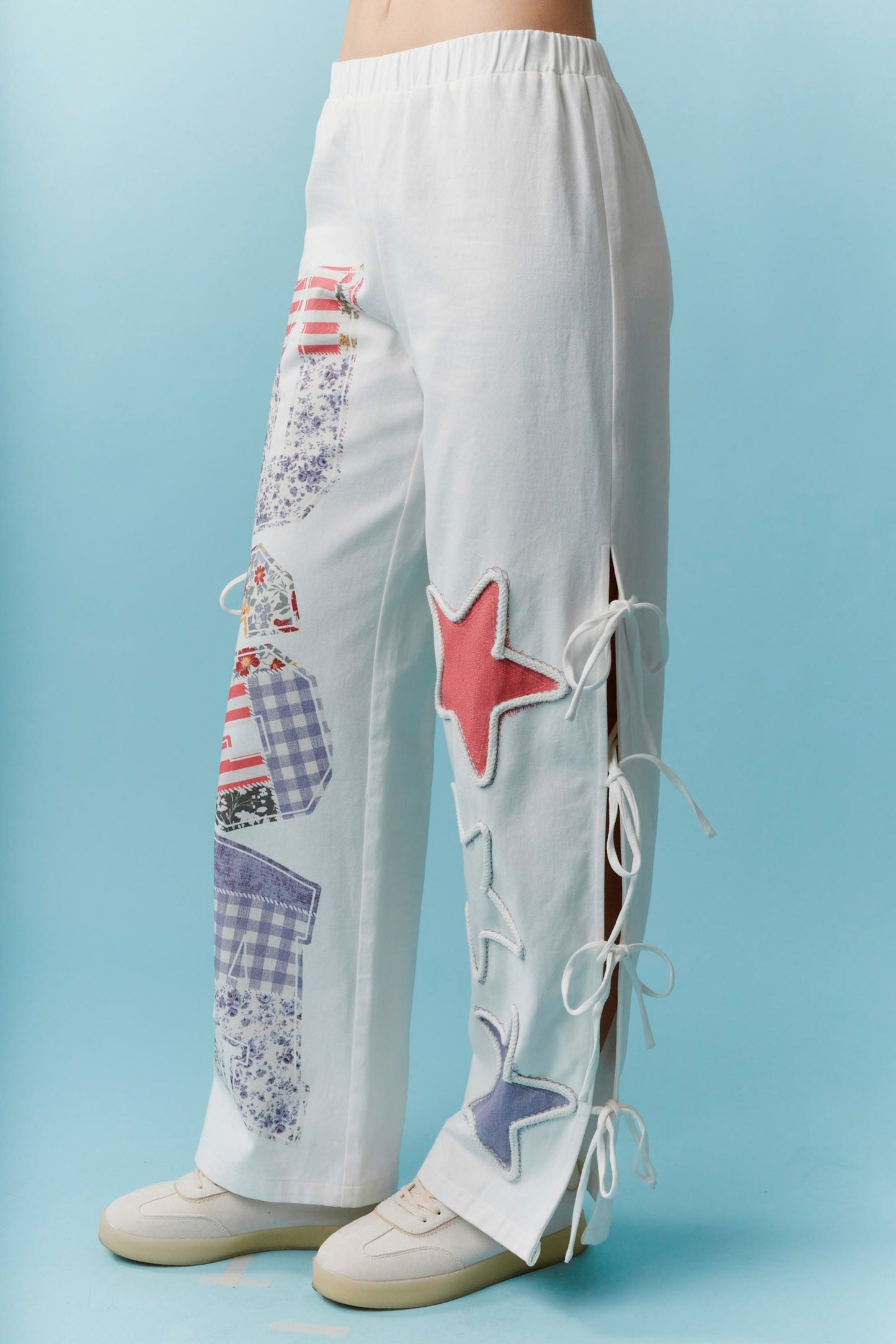 Printed Rope Trim with Side Bow Detail Star Twill Pants