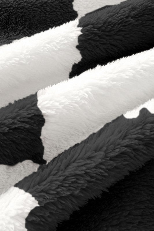 Checkered Soft Plush Large Blanket