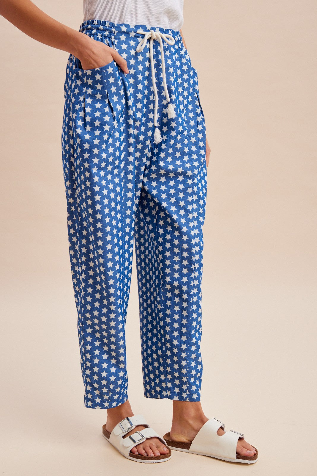 Star Print Denim-like Barrel Leg Pants