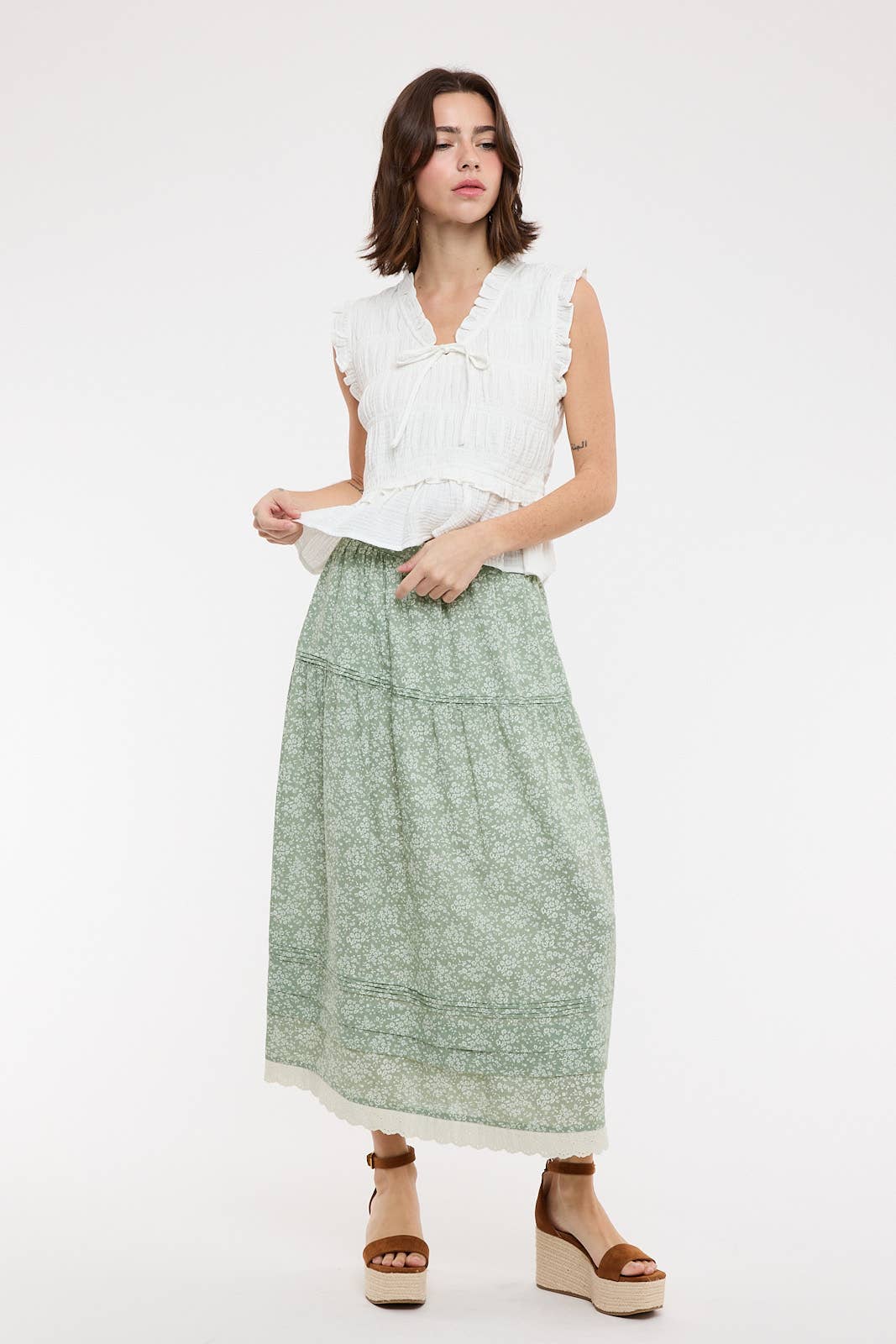 Floral Trim Hem Midi Skirt