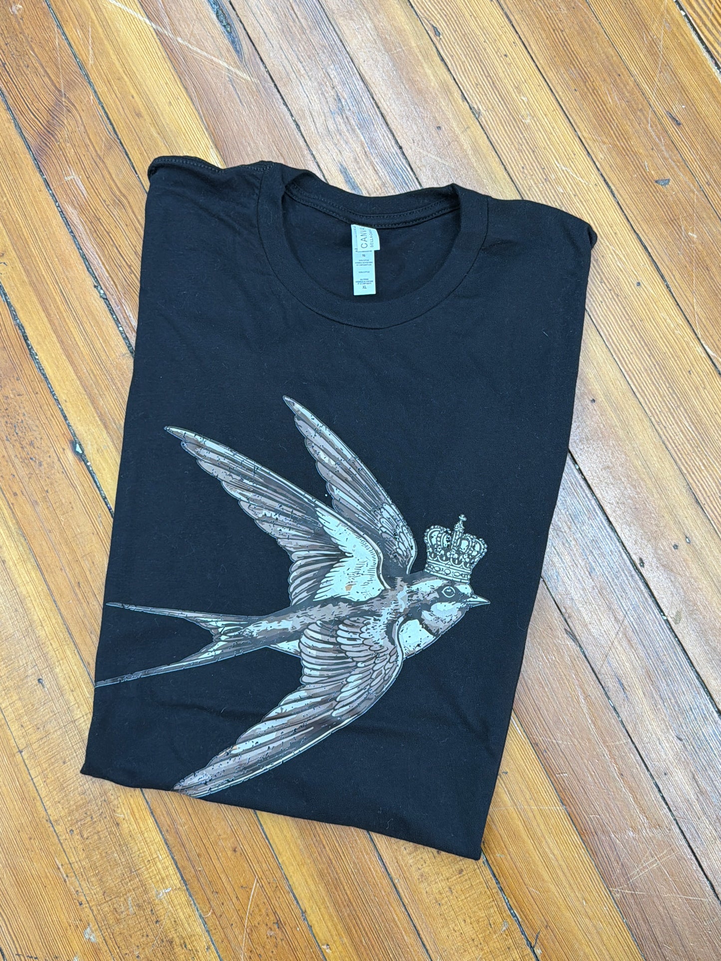Queen Bird Graphic Tee