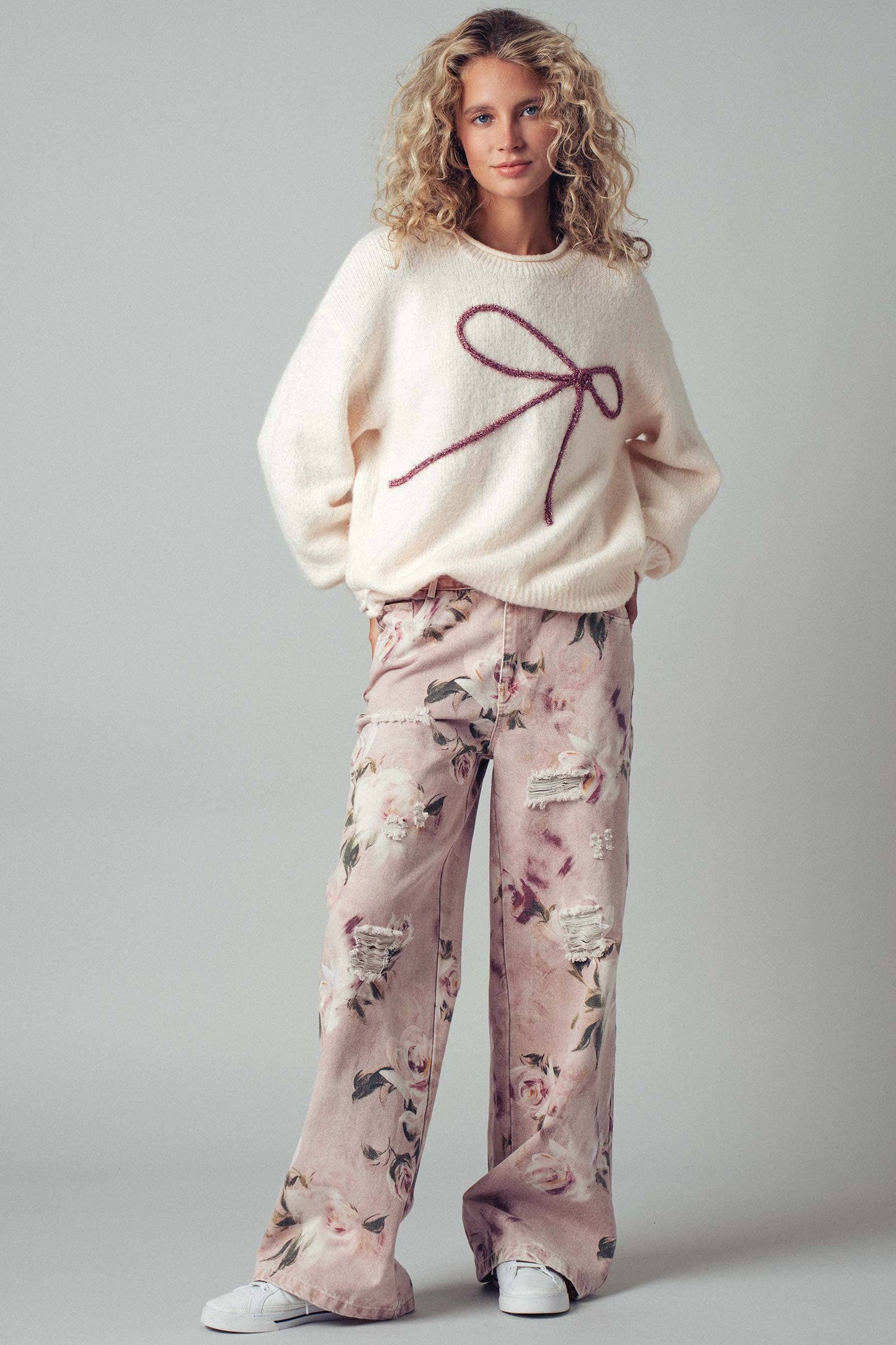 Romantic Rose Print High-Rise Denim Pants