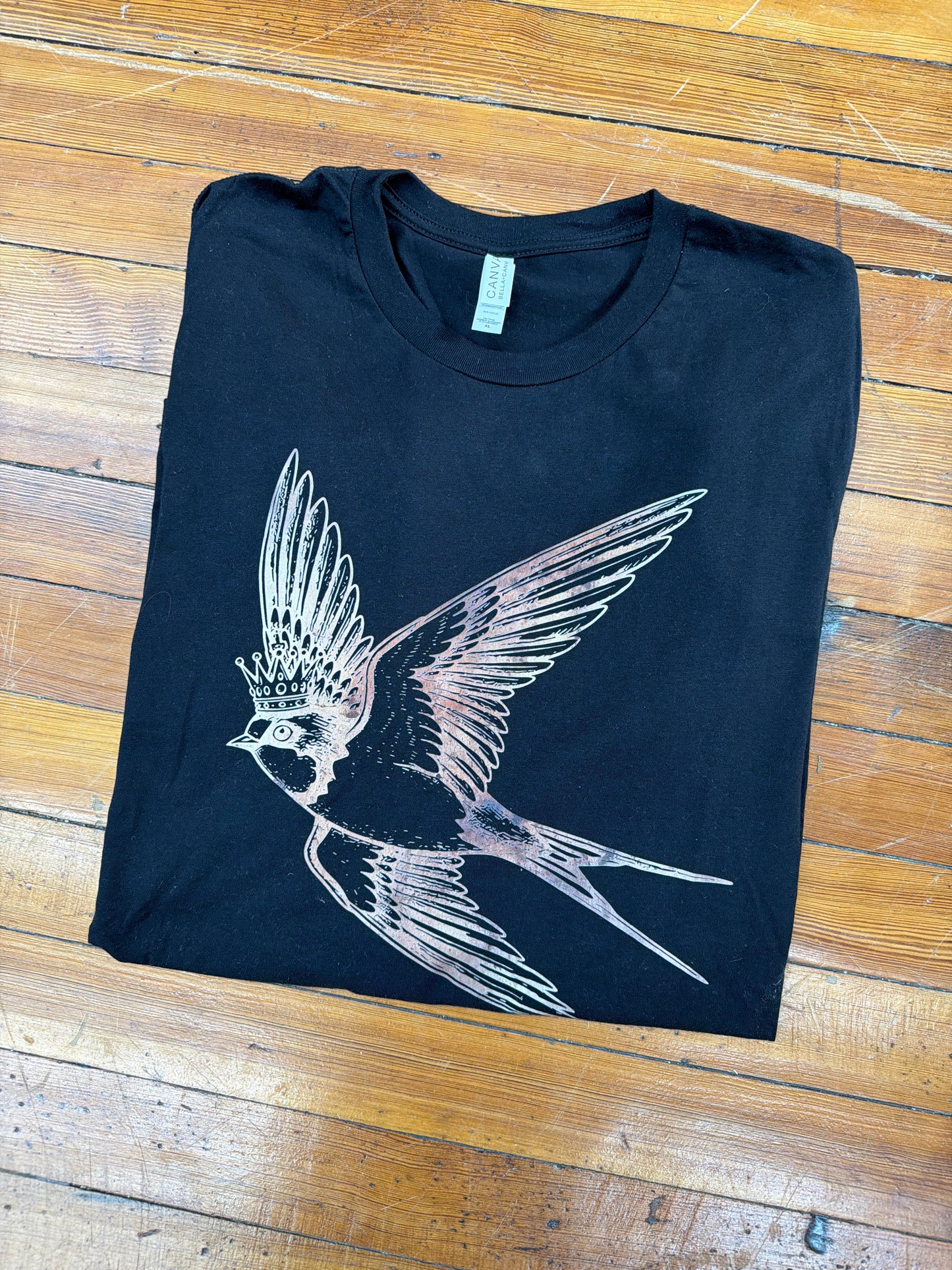 Queen Bird Graphic Tee