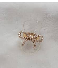 Classic Pearl Bow Ring