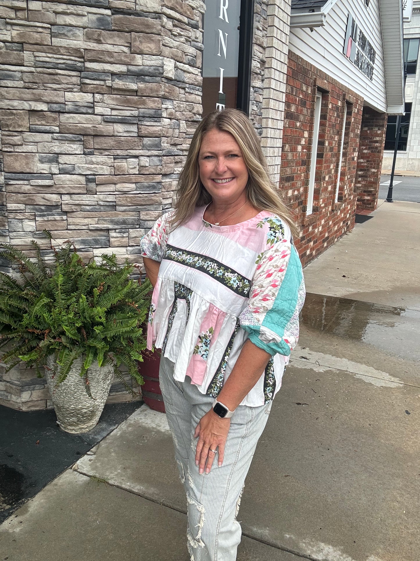 Patterned Tablecloth Top with Quilt Sleeve