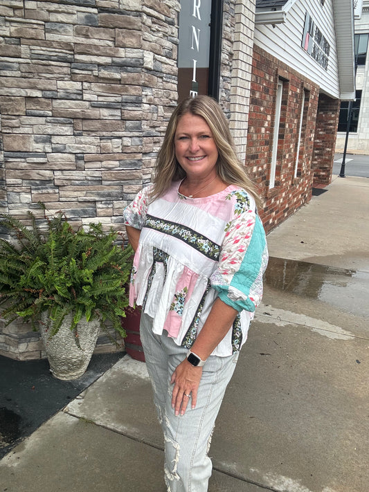 Patterned Tablecloth Top with Quilt Sleeve