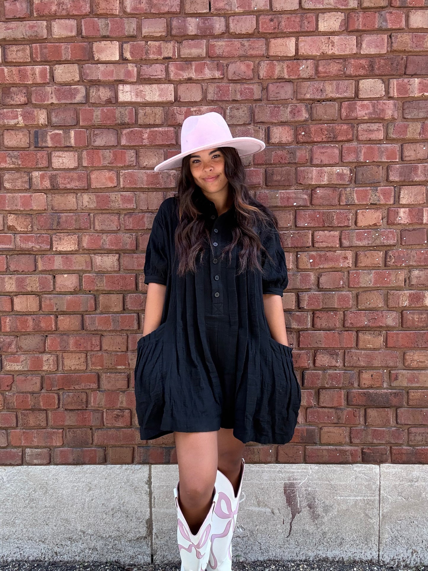 Slub Cotton Solid Tuck Short Sleeve Romper - Black