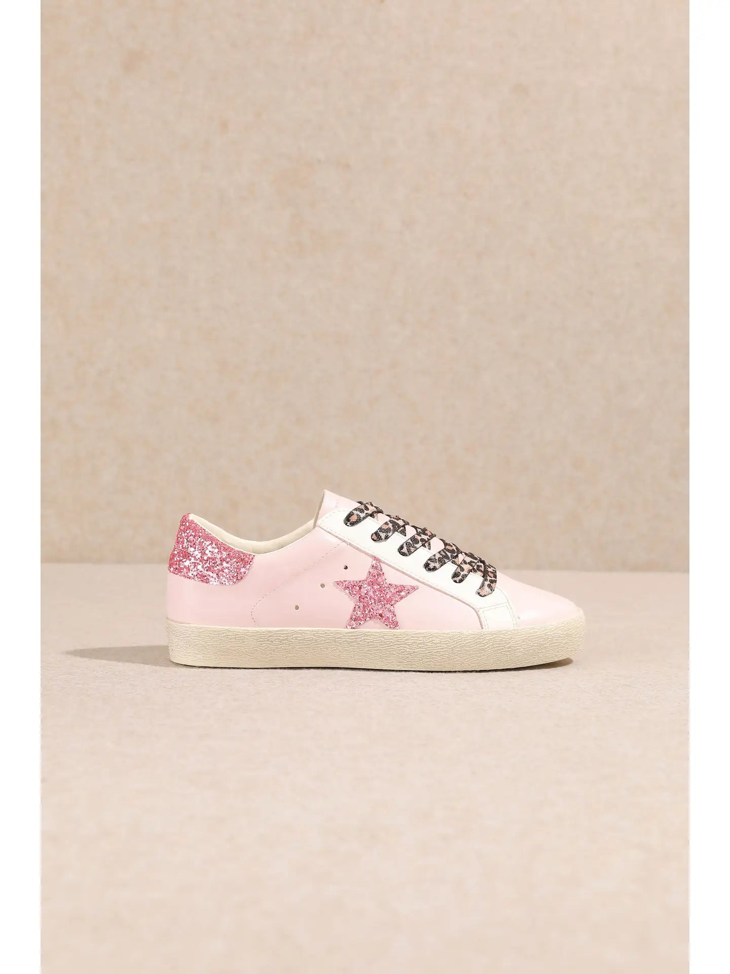 Skylar Flat Sneaker - Pink