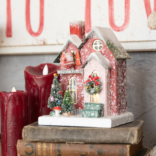 7.5" Red House w/Santa