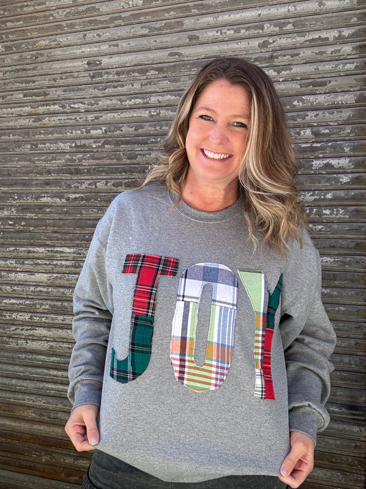 Vintage Quilt Joy Sweatshirt - Grey