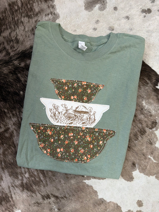 Vintage Bowl Forest Fancy Tee - Floral