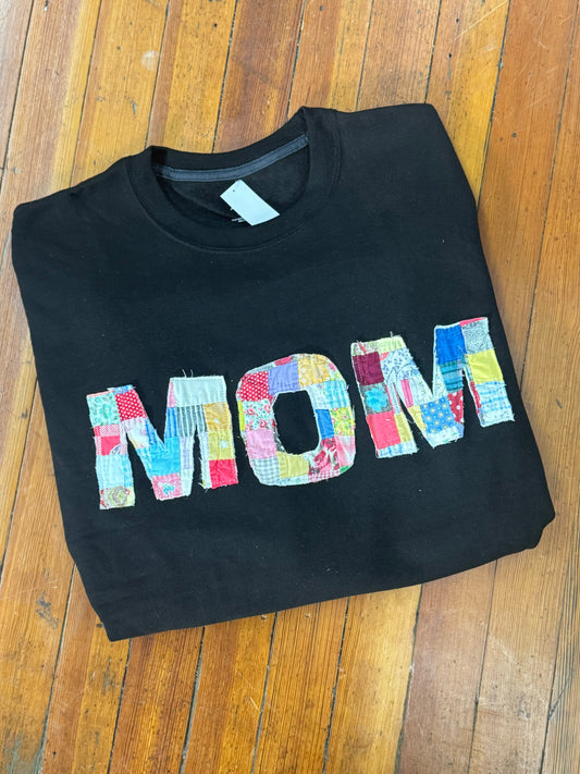 Stitched MOM Sweatshirt - Black