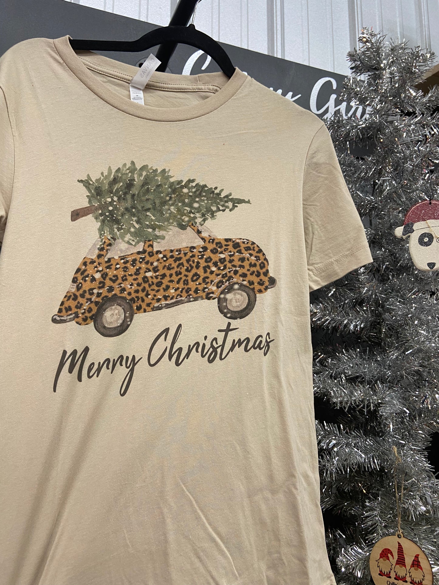 Leopard Car W/ Tree Shirt