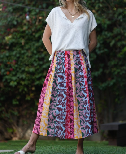 Cloud Drape Knit V-Neck Top- White