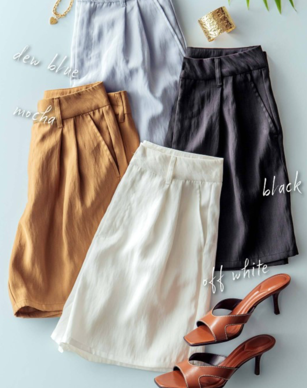 Soft Tailored Pleated Shorts- Black