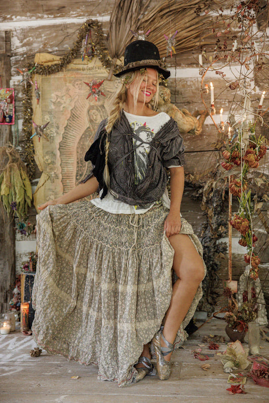 Magnolia Pearl Floral Chrystal Skirt - Gypsophila